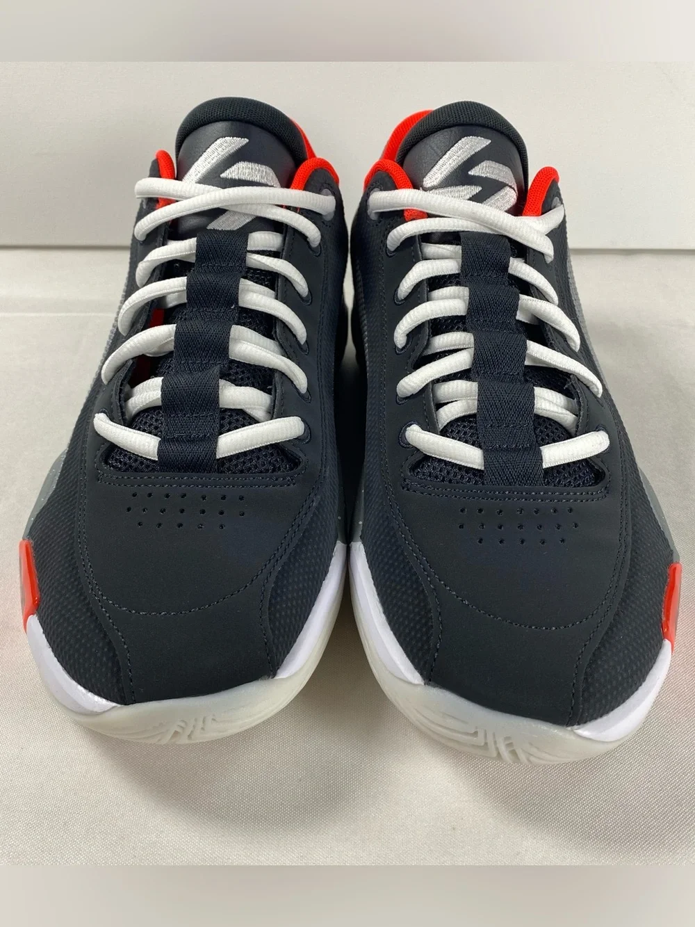 Jordan Luka .77 Mens 10 Off Noir Grey Crimson Basketball HF0806-005 NWOB